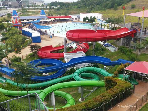 Places to stay in austin heights water & adventure park, johor bahru. Splashing good time at Legoland Water Park, Johor Bahru ...