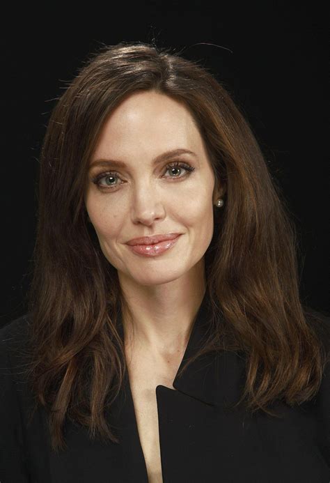 Angelina Jolie Photo Gallery Angelinajolie