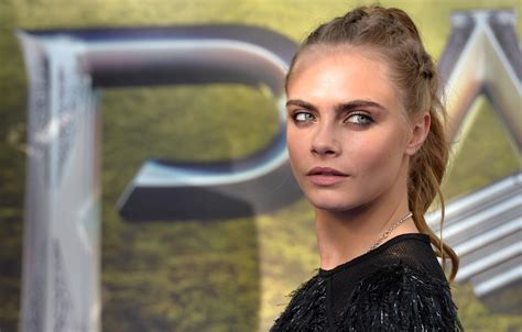 Cara Delevingne Denies Quitting Modelling I Suffer From Depression