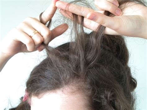 Along with volume, movement, and natural flow, waves can look trendy and cool when paired with the right haircut styles. Hairstyles For Curly Hair - Styling Tips For Curly Hair