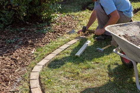 20 Garden Edging Ideas For Flower Beds Every Gardener Needs To Know