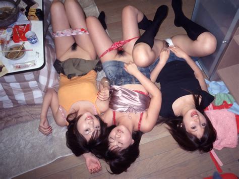 3girls Clothes Lift Everyone Multiple Girls Panties Panty Pull