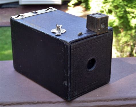 What 100 Bought In 1900 The Kodak Brownie Camera Rvintagecameras