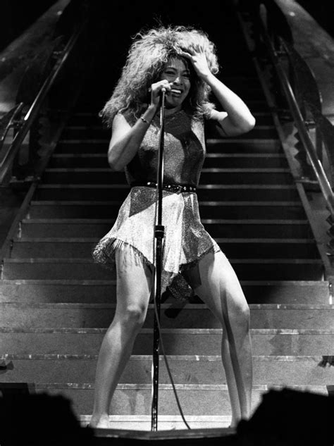 Known as the queen of rock 'n' roll. Tina Turner, 75 foto per i suoi 75 anni - Photogallery ...