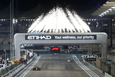 Max Verstappen Wins Abu Dhabi Grand Prix To Finish F1 Season Evening