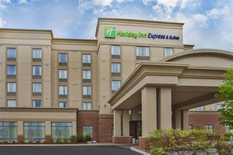 Holiday Inn Express And Suites Newmarket Hotel In Newmarket Ontario
