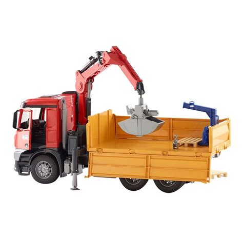 Bruder Mb Arocs Construction Truck W Crane Clamshell Buckets 2 Pallets