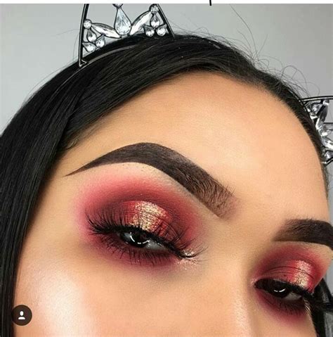 Pin By Milcaa Babe On Makeup Red Eye Makeup Eyeshadow Makeup Red Makeup