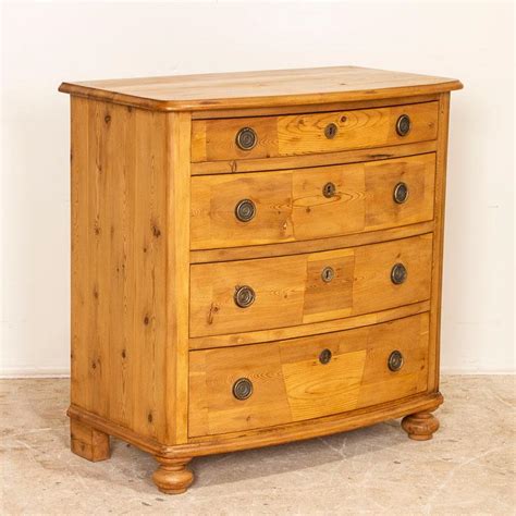 Pine Chest Of Drawers