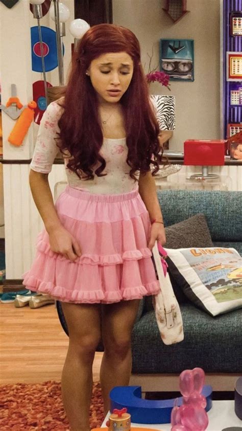 Pin By Quynh Tran On Qt’sfolder60 Cat Valentine Outfits Pretty Outfits Ariana Grande Outfits