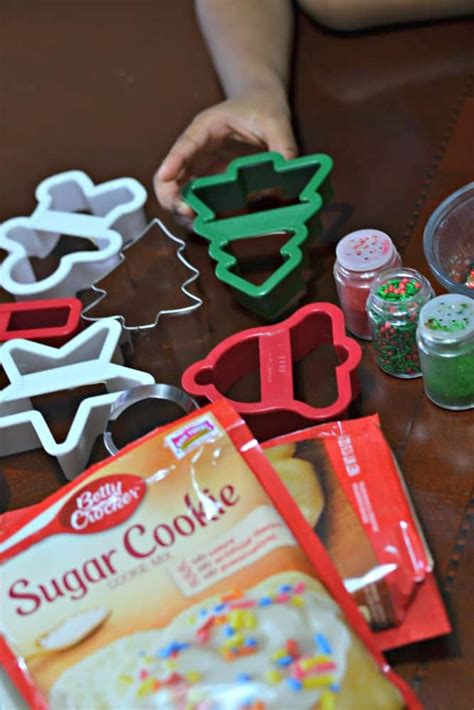 4 piping bags of royal icing. DIY Cookie Making Kit - 4 Hats and Frugal