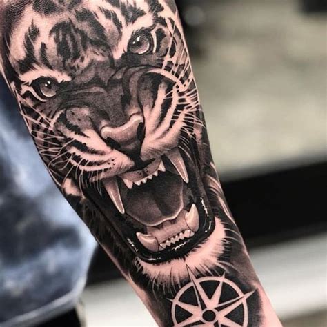 Uma seleção com 50 tatuagens de tigre no estilo realismo incríveis