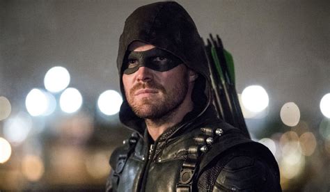 Arrow Verses Crisis On Infinite Earths The 10 Best Rumors And Reveals