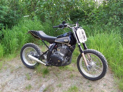 This is extemporae's latest, a 1994 suzuki dr650 scrambler. Suzuki DR650 Street Scrambler by James Russell - BikeBound