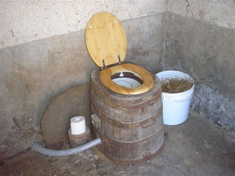 Diy Compost Toilet Composting Toilet Composting Toilets Outdoor Toilet
