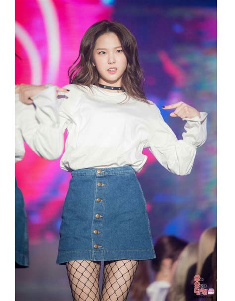 yujin clc korean fashion kpop pretty korean girls stage outfits