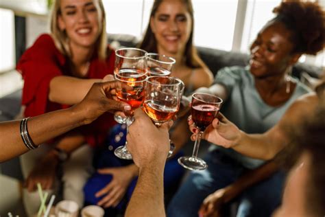 UK Women Named Worlds Biggest Female Binge Drinkers