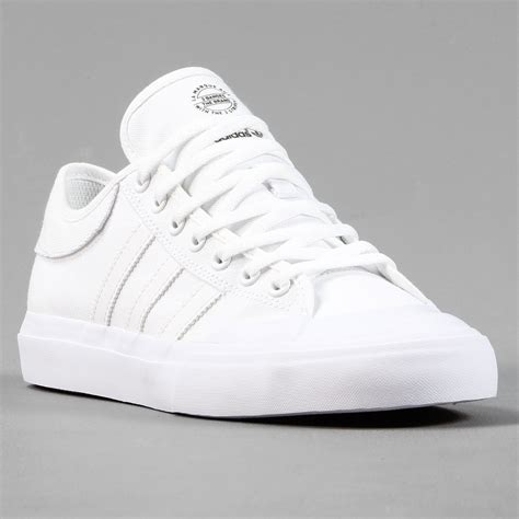 Adidas Skateboarding White Canvas Matchcourt Skate Shoes Trainers £3850