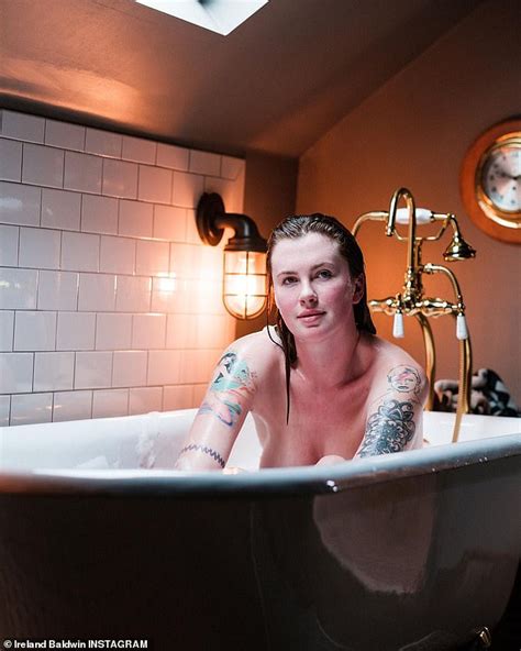 Ireland Baldwin Poses Nude In A Bubble Bath During Nashville Getaway