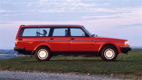 A concatenation of two of its proper divisors. Volvo 240 wagon - 1840047