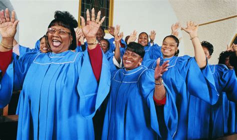 A New Study Has Found That Singing In A Choir Helps Keeps Cancer At Bay