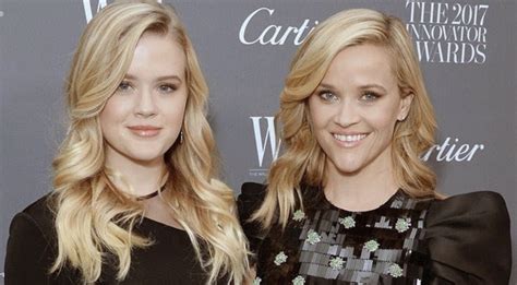 Photos Of Reese Witherspoons Look Alike Daughter Ava Phillippe Country Music Family