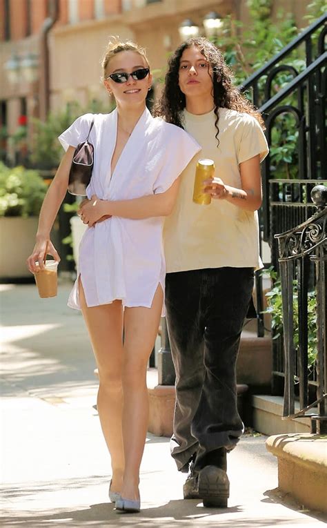 Lily Rose Depp Shows Her Blossoming Love For Girlfriend 070 Shake During Nyc Outing