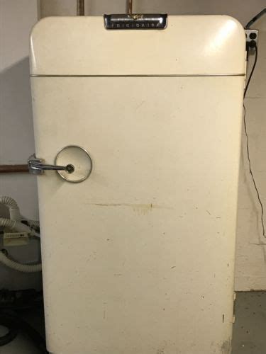 Total capacity, in stainless steel. vintage-1950-frigidaire-refrigerator-w-freezer-and-works ...