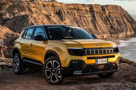 jeep avenger compact suv electric unveiled key details