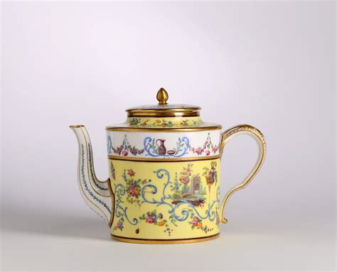 A Sèvres Yellow Ground Teapot And Cover Théière Litron Rare Ceramics