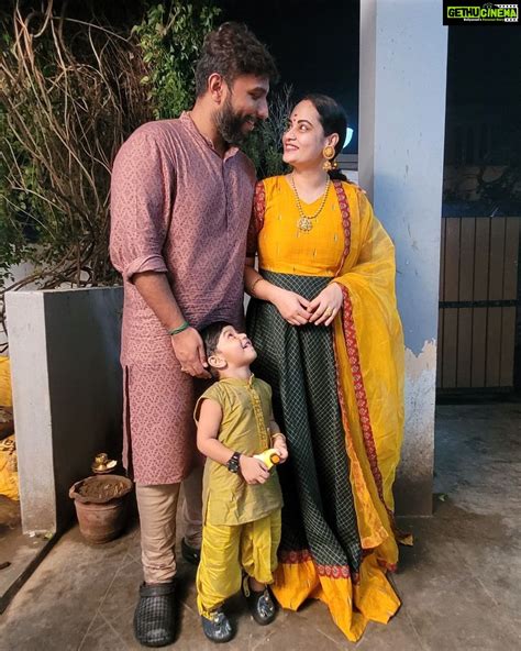 Actress Suja Varunee Instagram Photos And Posts November 2021 Gethu