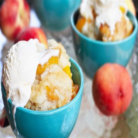 Who doesn't love a good dessert? Crock Pot Peach Dump Dessert