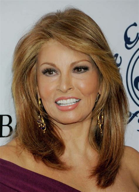 Raquel Welch Is 75 And Still Looks Amazing Houston Chronicle