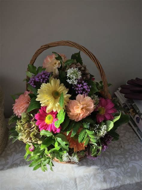 Round Fresh Flower Basket Floral Arrangement For Easter Mothers Day