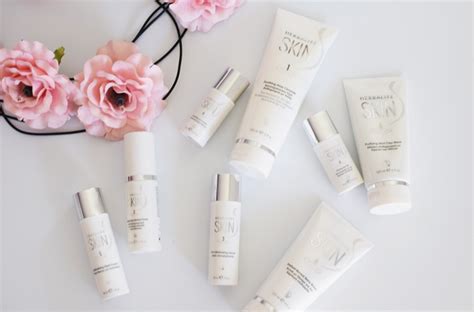 Treating skin conditions such as acne, oily or dry skin, spots etc. Herbalife SKIN Review - The SKIN Range From Nutrition Experts