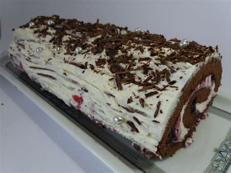 Recette Bûche de Noël façon forêt noire