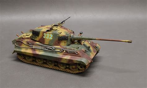 King Tiger Tank Plastic Model Military Vehicle Kit Scale