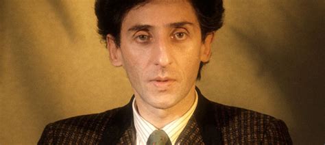 Franco battiato nasce il 23 marzo 1945 a ionia, in provincia di catania. Voglio vederti danzare - Franco Battiato | Canzoni d'Amore