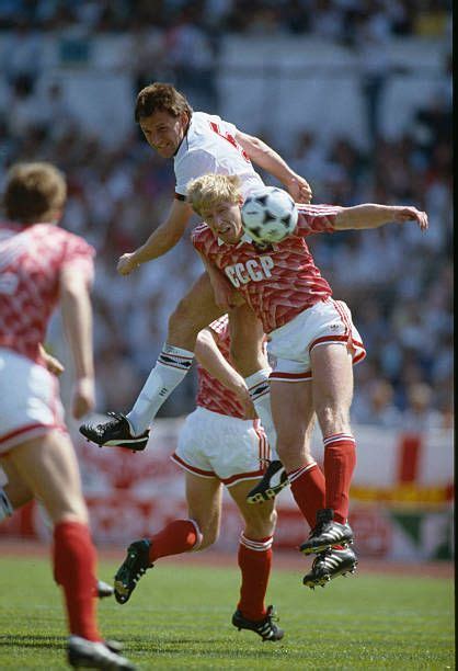 Er bezeichnet sich sogar als einen der größten fans vom fc barcelona in österreich. Sport. Football. pic: 18th June 1988. European ...