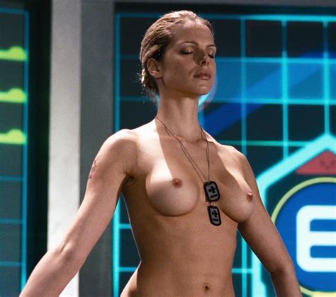 Nude Celebs In Hd Starship Troopers Picture Original Cecile Breccia Troopers