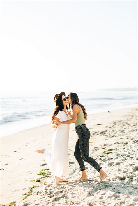 Laguna Beach Engagement Photos With Allie And Sam At Golden Hour