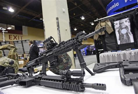 More Gun Stores Than Starbucks Coffee Shops In Us Daily Sabah