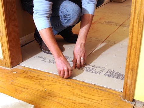 How To Install Ceramic Tile Flooring Over Plywood Flooring Tips