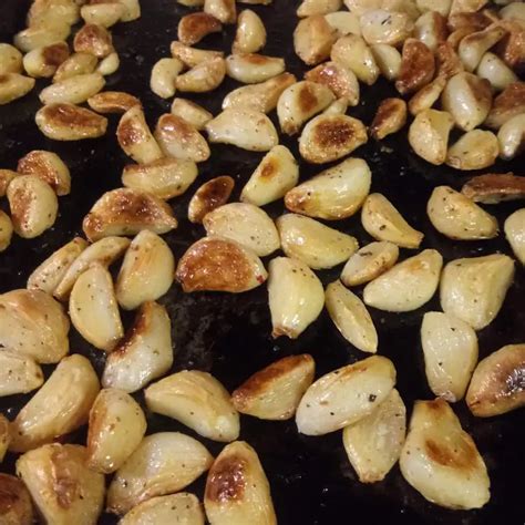 How To Roast Garlic Cloves In The Oven Experimental Homesteader