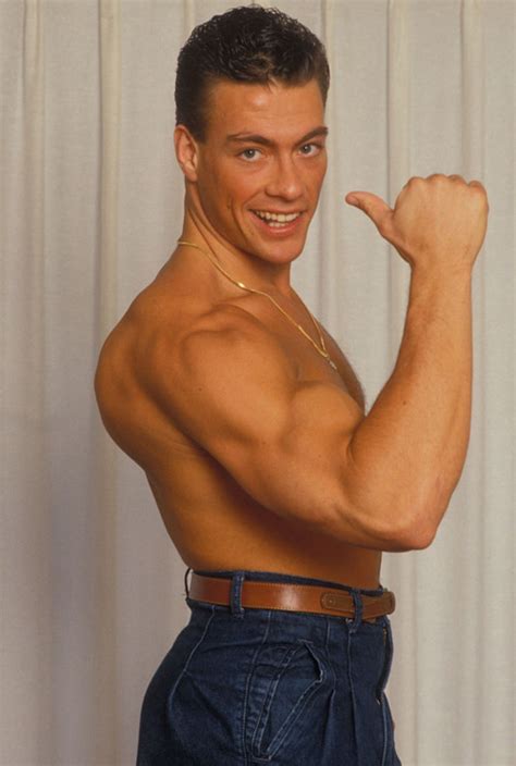 Imaginile cu celebrul actor au fost transmise live pe facebook. Poze Jean-Claude Van Damme - Actor - Poza 58 din 108 ...