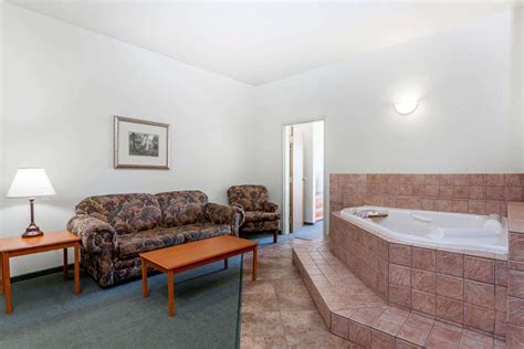 We did not find results for: Super 8 Hotel Dauphin, MB - See Discounts