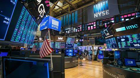 Reopening Us Nyse Partially Reopens Trading Floor For First Time Since