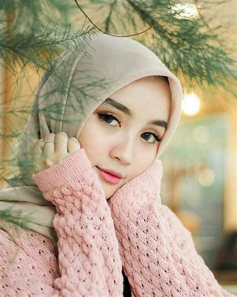 Selected Wallpaper Aesthetic Pink Girl Hijab You Can Use It Free Of Charge Aesthetic Arena