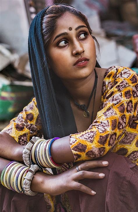 Pin By Geeta On Interior Portrait Girl India Photography Women Of India