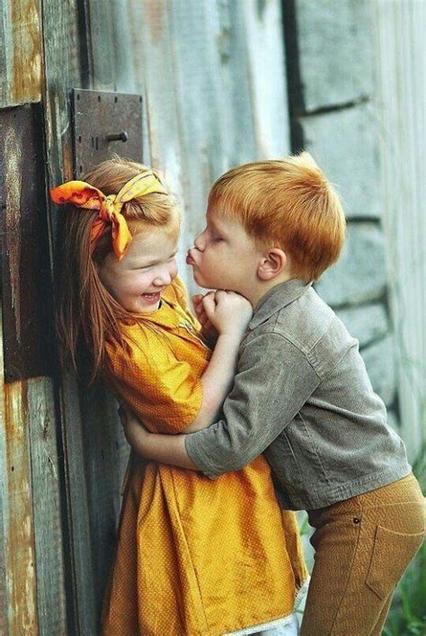 Pin By Clintin Nadasen On Unknown Kids Kiss Cute Baby Couple